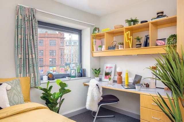 Standard Double One Bedroom Flat - 2