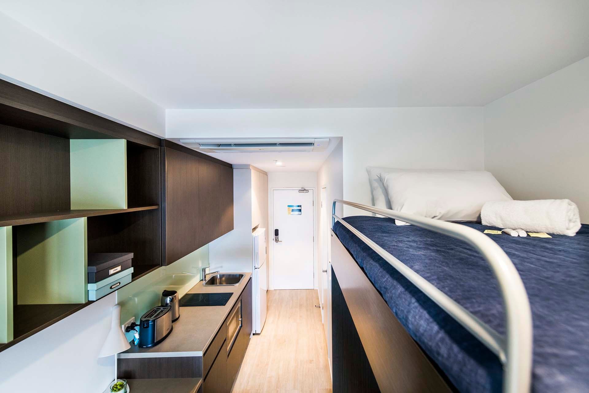 King Single Bed With Twin Mix Apartment With Views - 23