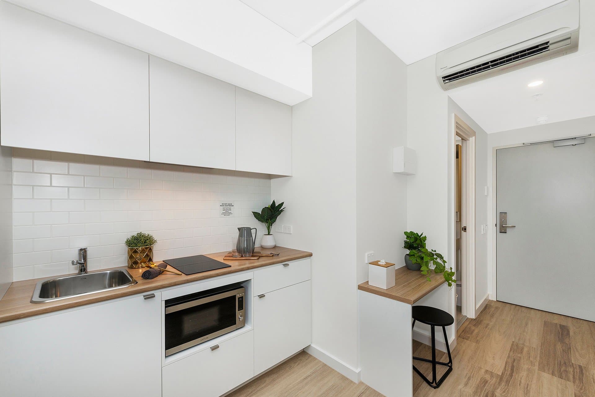Signature Studio Apartment - Double Bed With Standard View - 11