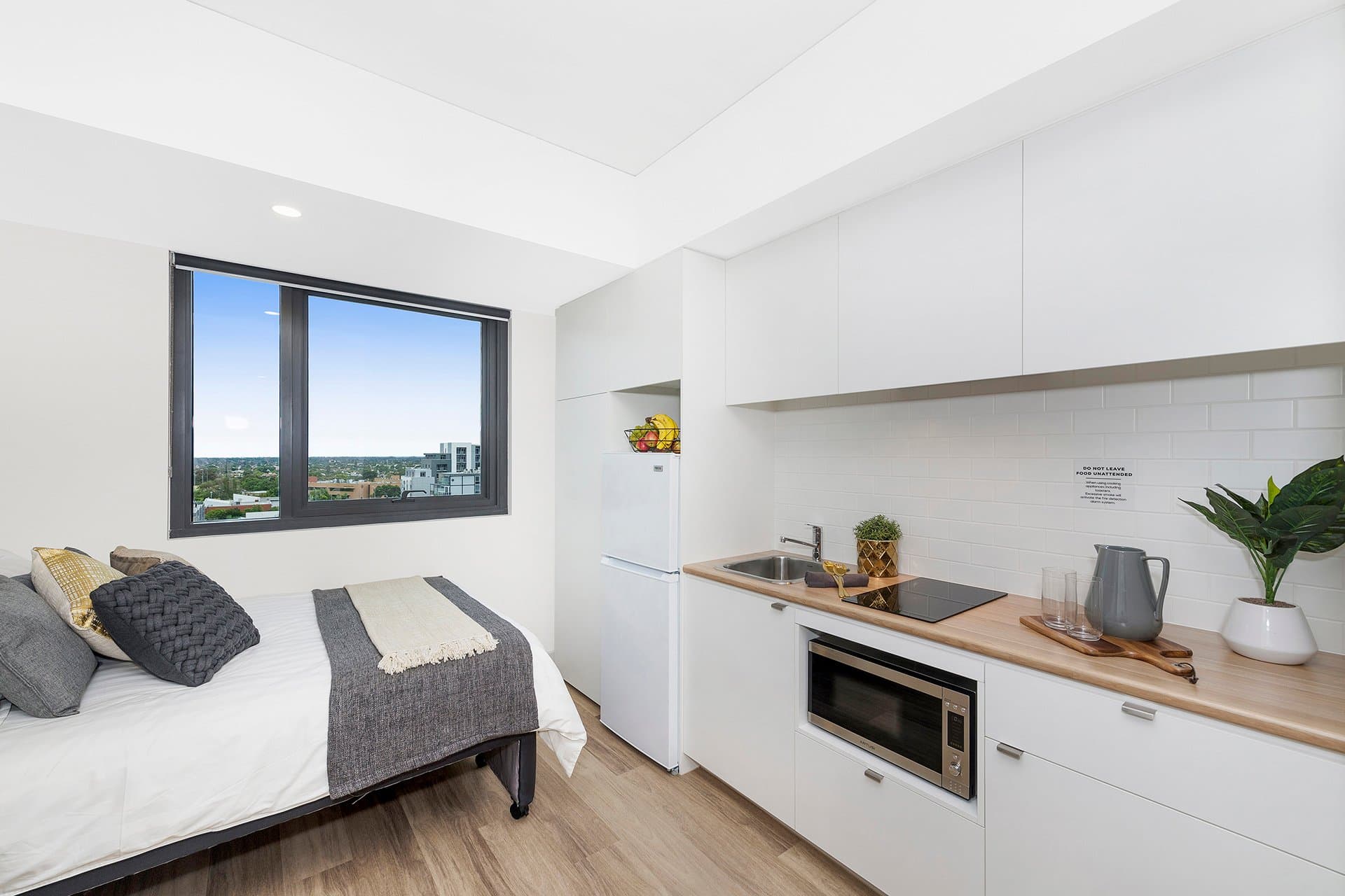 Signature Studio Apartment - Double Bed With Standard View - 3