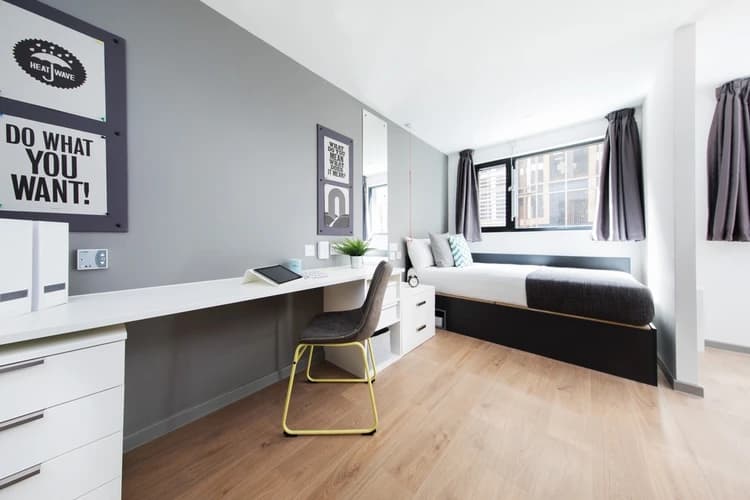 Double Partly Accessible Studio - 3