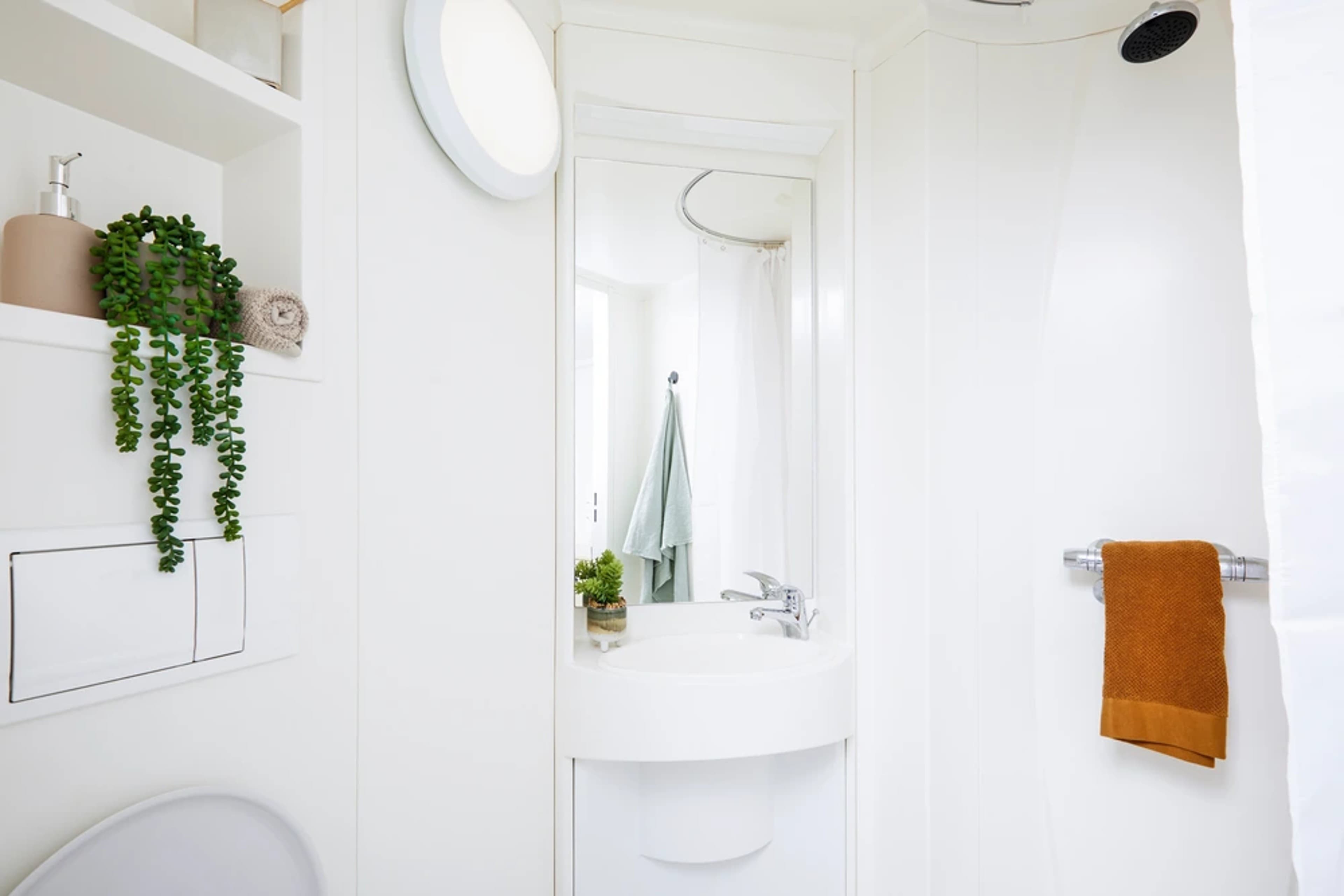 Standard Double One Bedroom Flat - 2