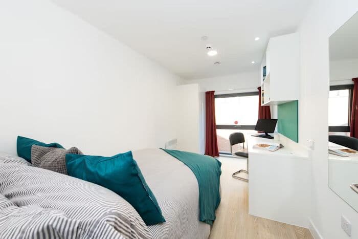 Two Bed Apartment Bronze (Shared) - 1