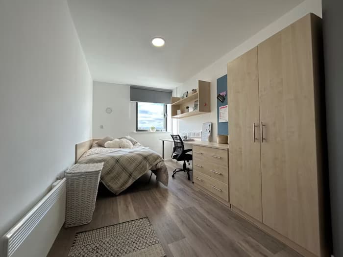 En-Suite Silver - 2