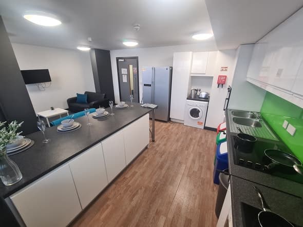 En-Suite Silver - 2