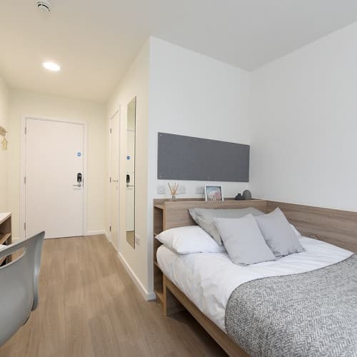 En-Suite Bronze - 1