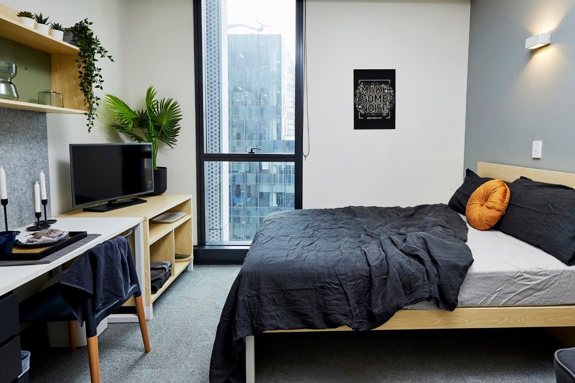 Double Bed, Medium Studio Apartment, Standard View - 1