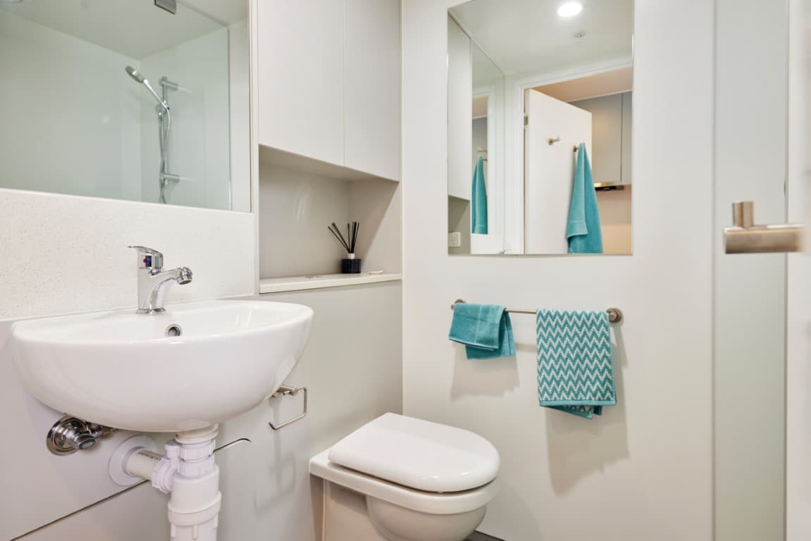 Double Bed, Large Studio Apartment, Standard View - 7