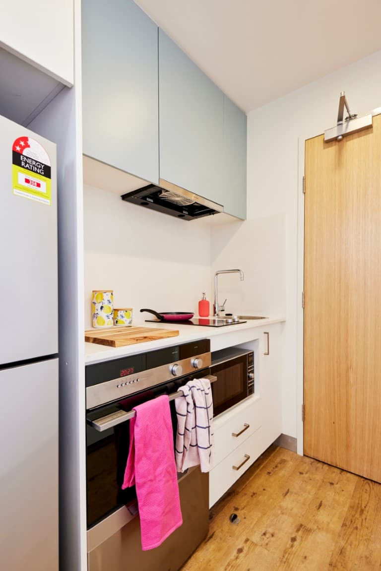Double Bed, Large Studio Apartment, Standard View - 5