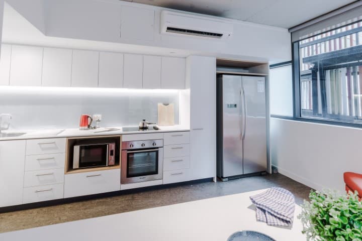 6-Bedroom Apartment - Standard Room - 5