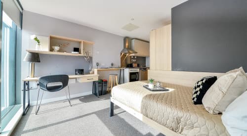 Premium Studio - 2