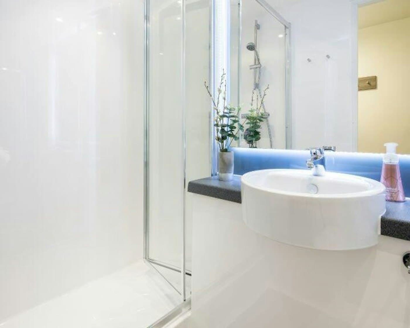 En-Suite Platinum - 5