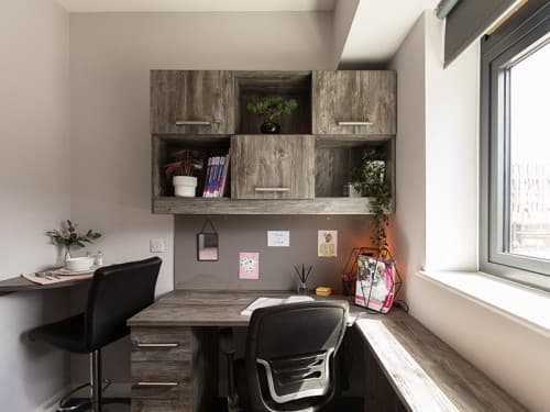 Bronze Studio - 4