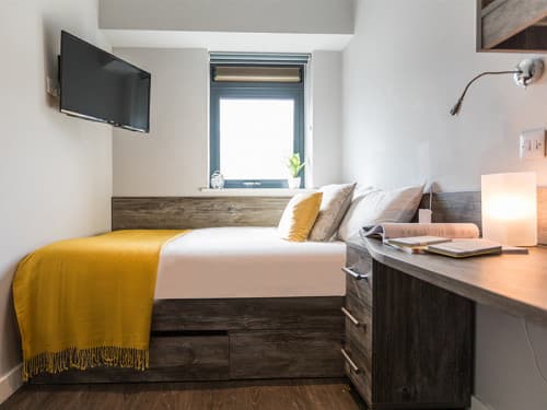 Gold En-Suite - 1