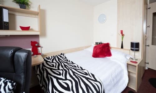 Classic En-Suite - 1