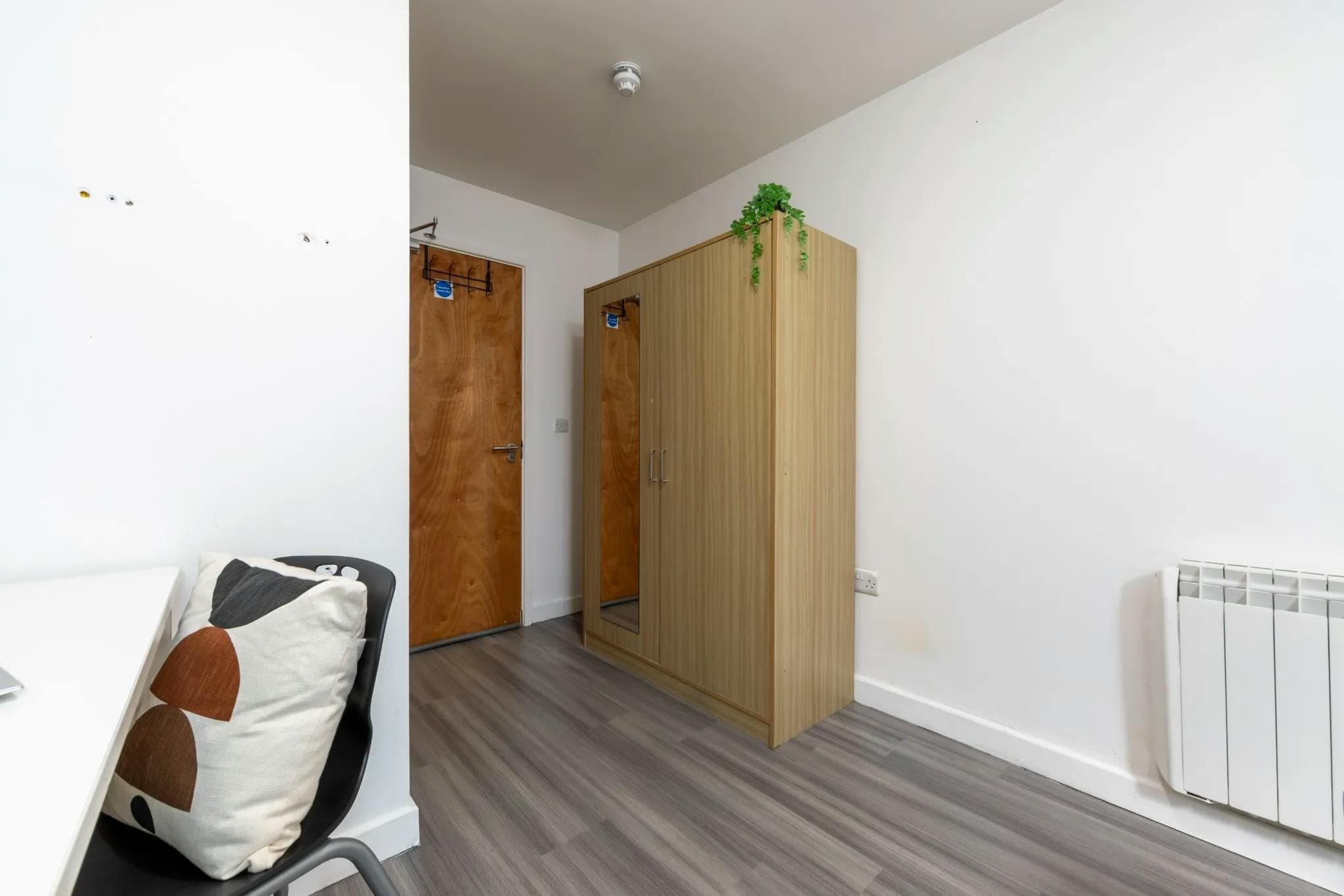Gold Non En-Suite - 3