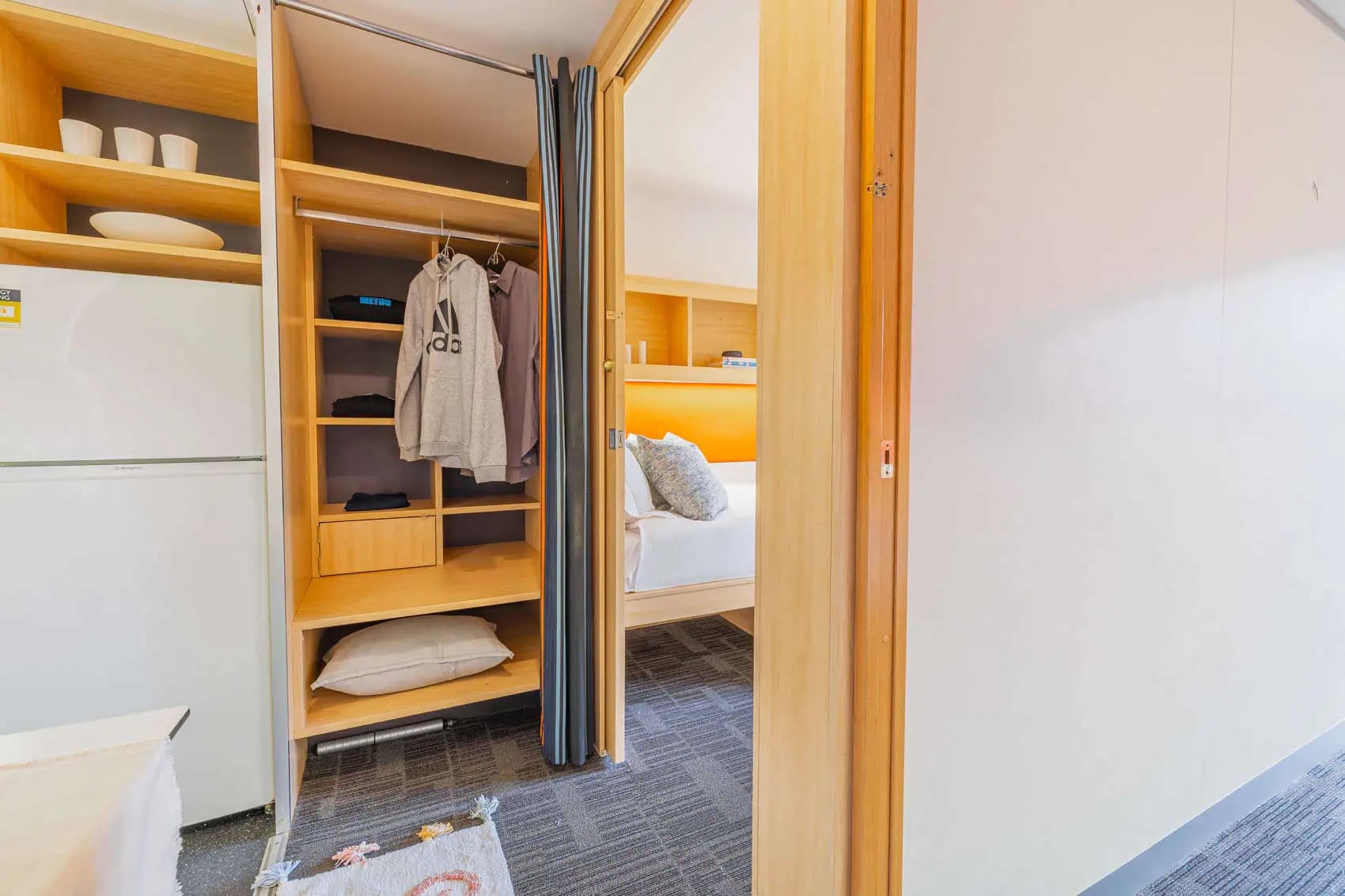 2 Bedroom Studio With Balcony - 9