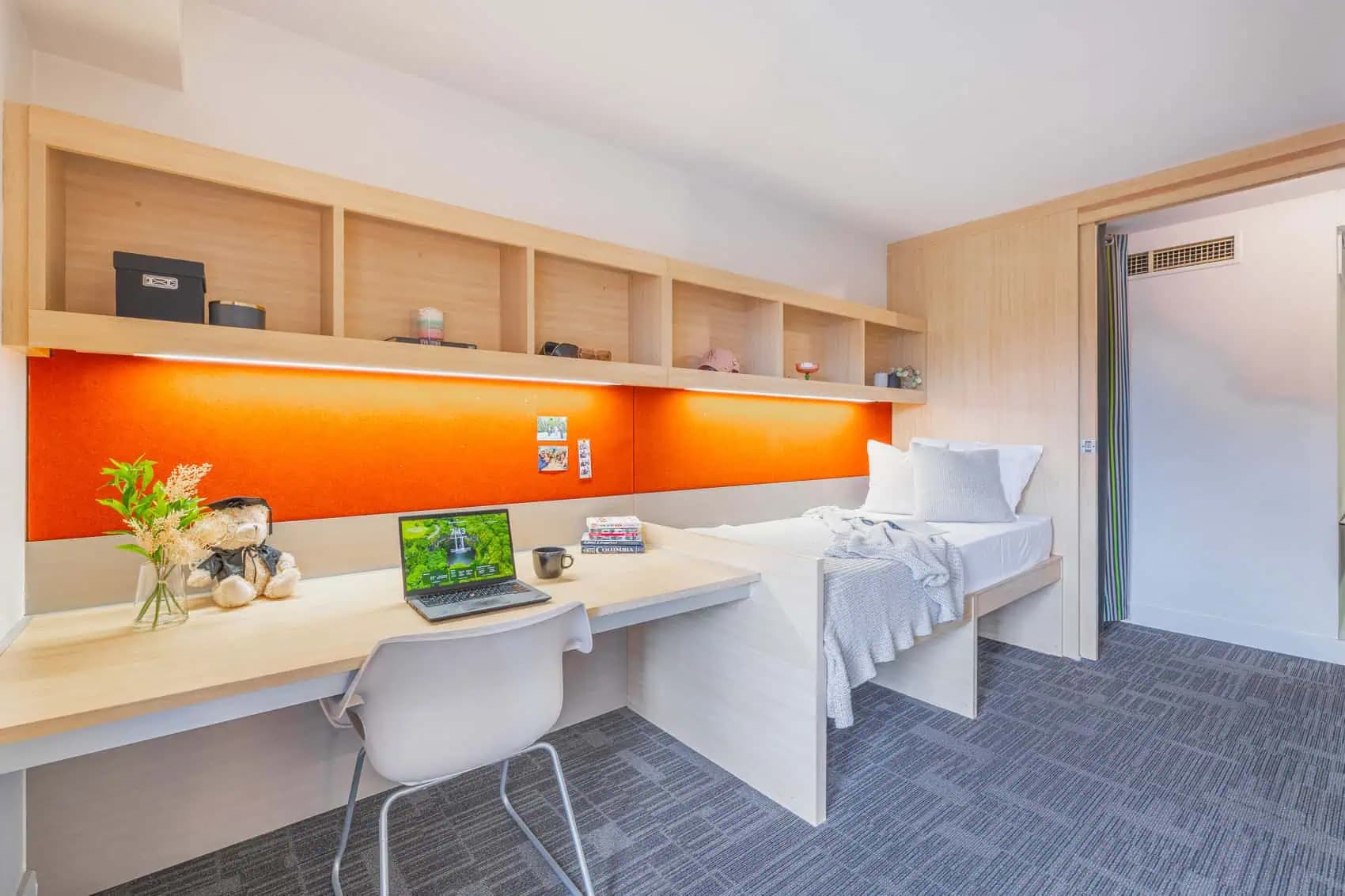 2 Bedroom Studio With Balcony - 11
