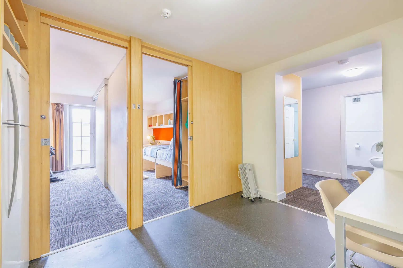 3 Bedroom Apartment Large - 5