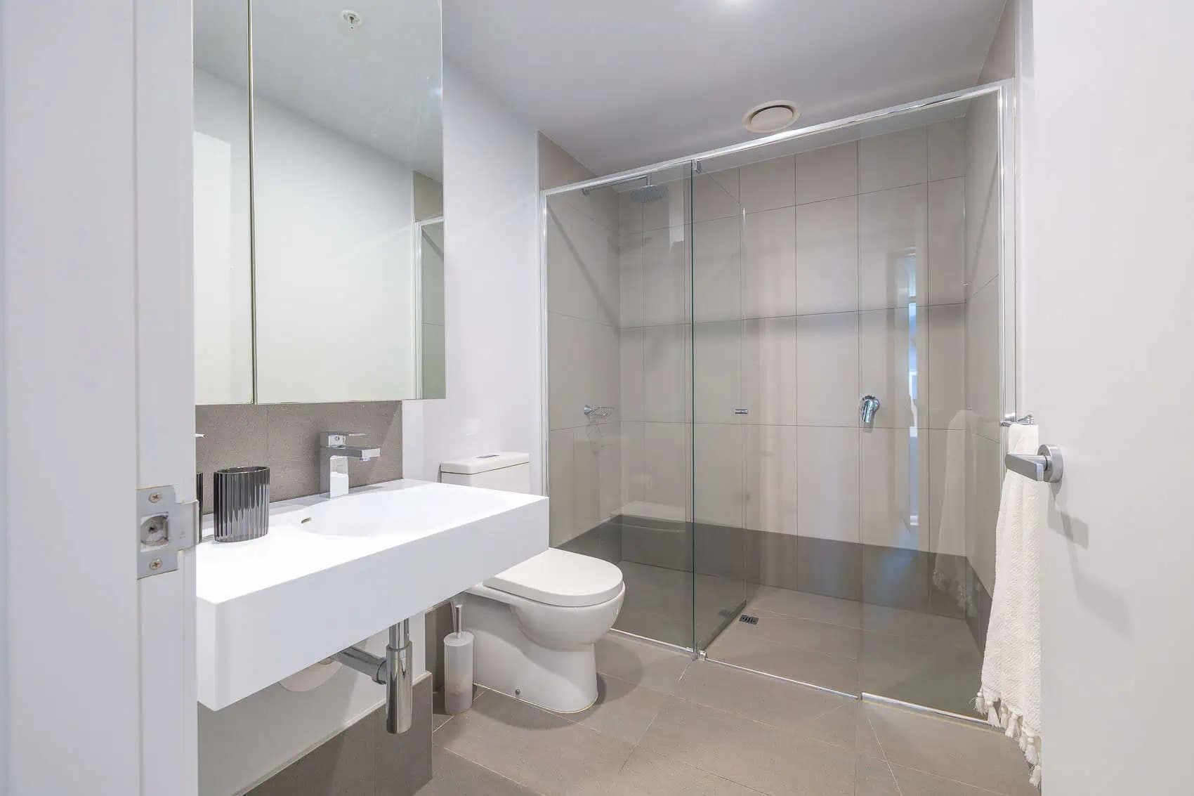 4 Bedroom Apartment Deluxe - 9