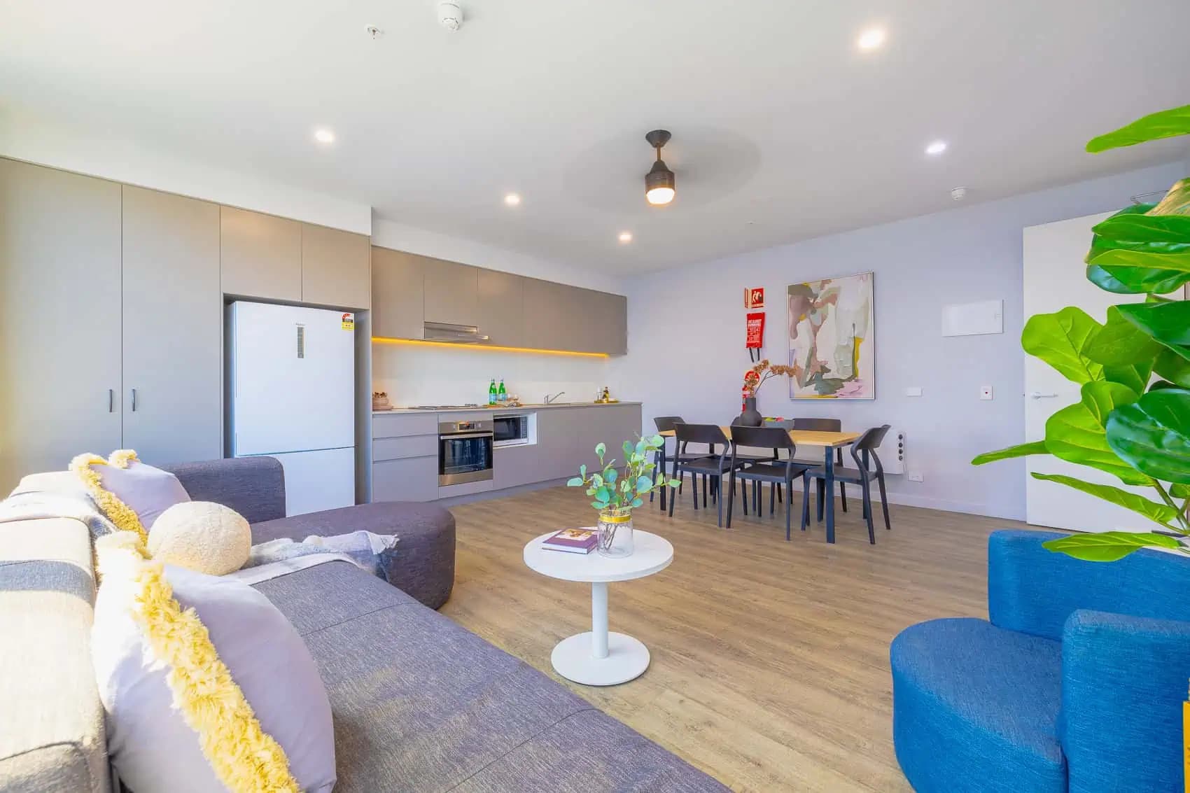 4 Bedroom Apartment Deluxe - 12