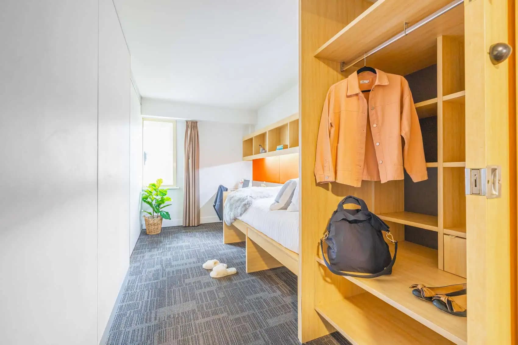 5 Bedroom Apartment - 4