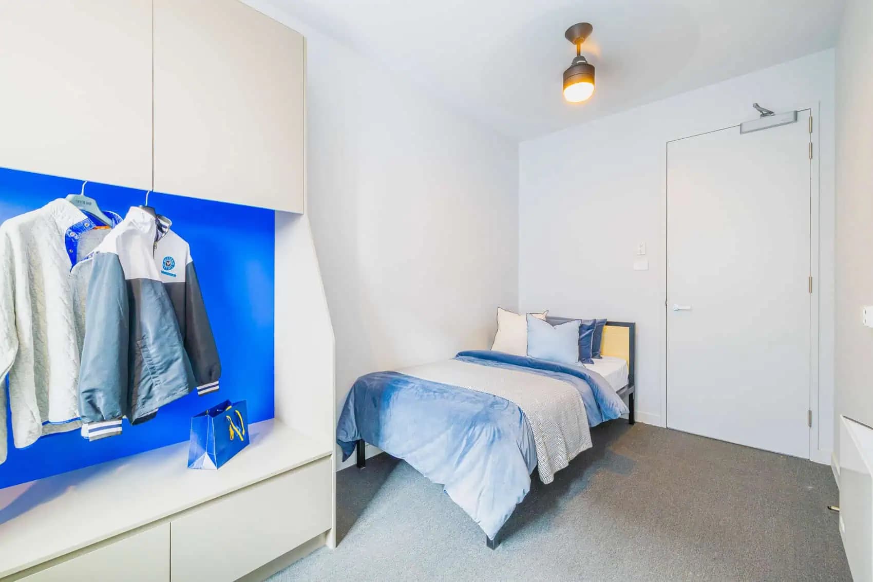 5 Bedroom Apartment Deluxe - 8