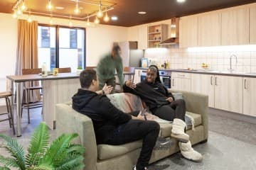 True Apartment - 6 Bed Apartment - 7