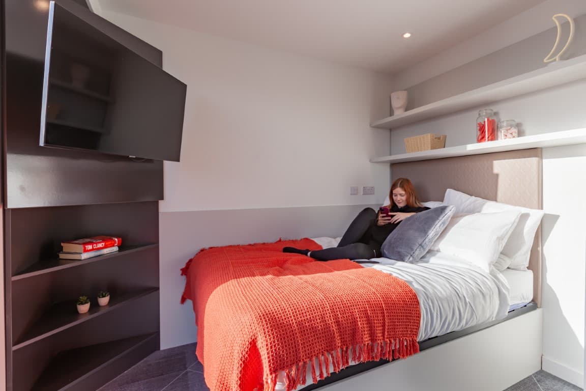 True Apartment - 5 Bedrooms - 1