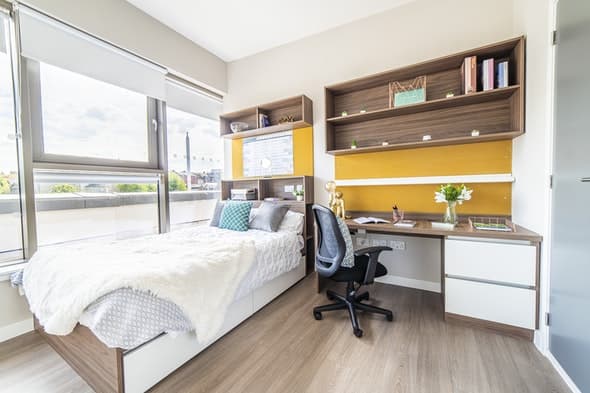 Studio Platinum - City View - 1