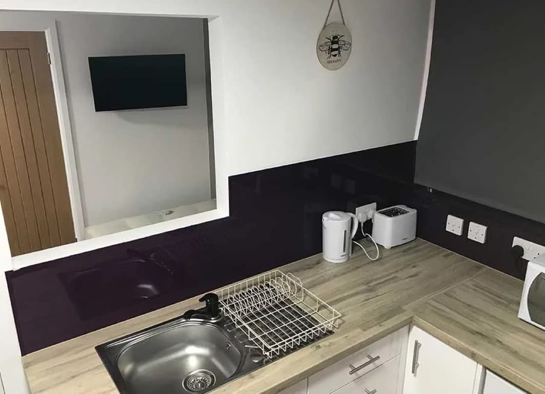 Studio Flat - 2