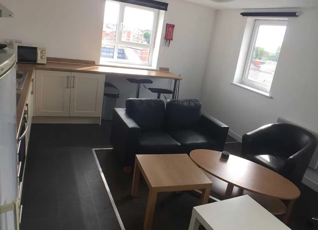 Two-Bed Flat - 6