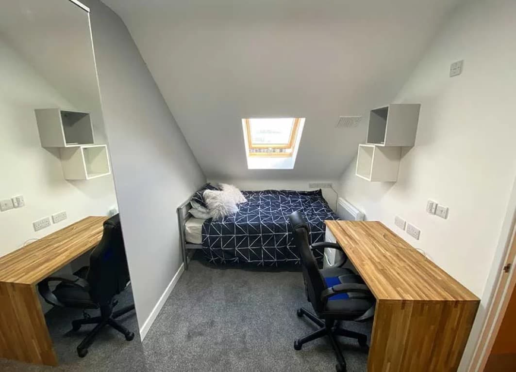 One-Bed Flat - 1