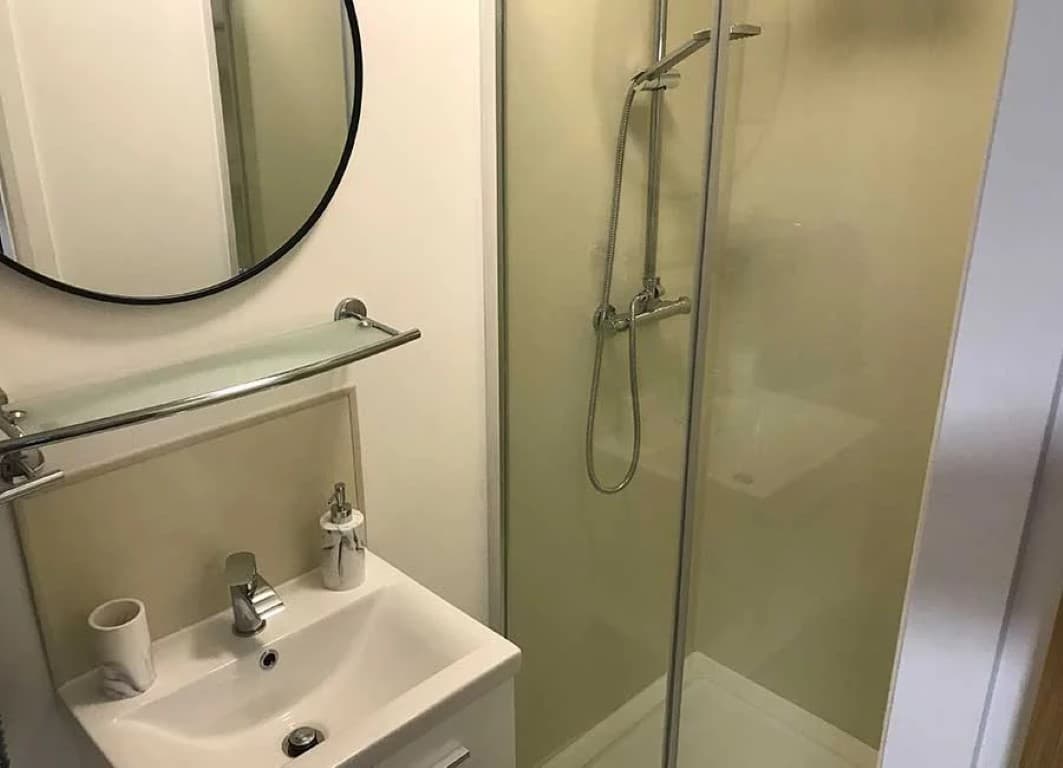 One-Bed Flat - 9