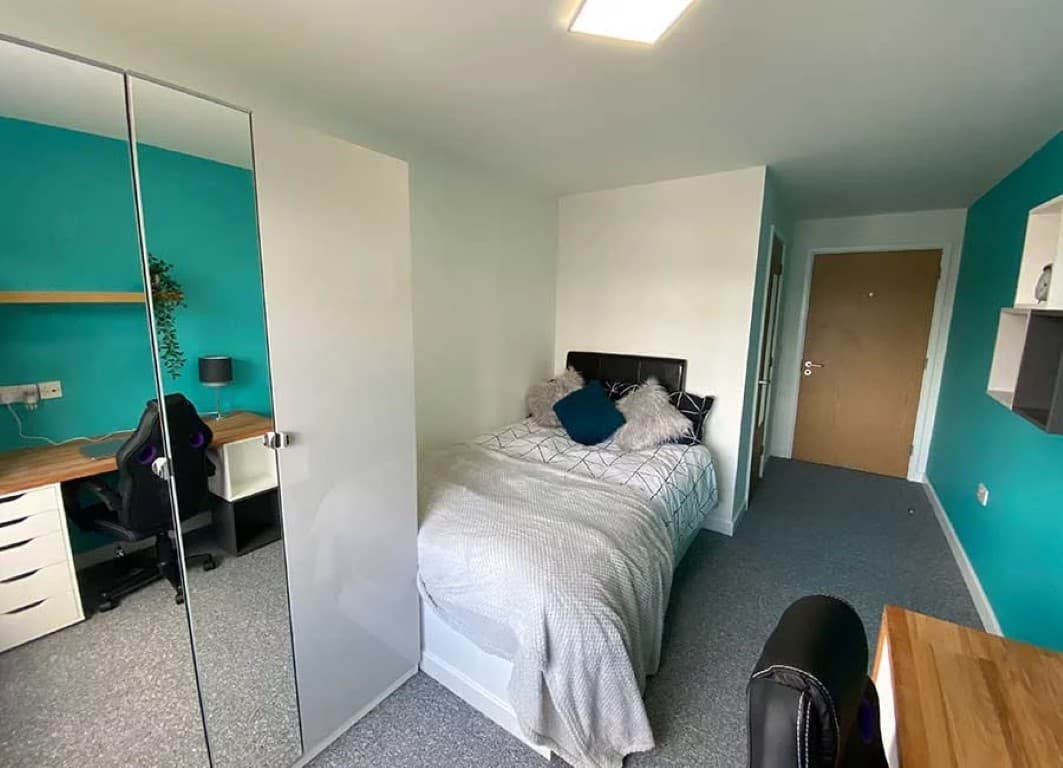 En-Suite (Superior) - 1