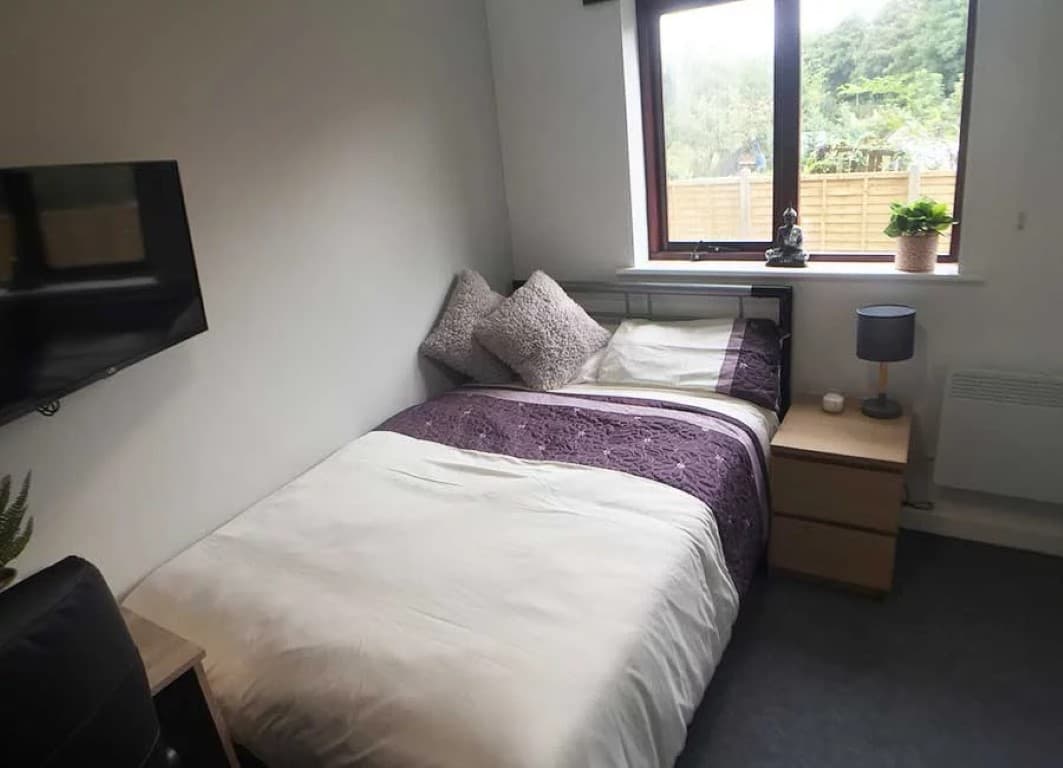 Standard En-Suite Rooms (Halls B) - 3