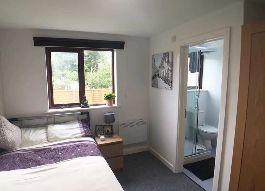 Standard En-Suite Rooms (Halls B) - 1
