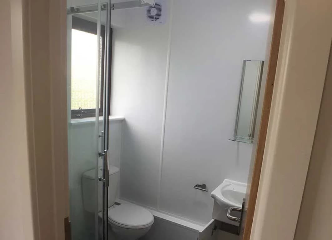 Standard En-Suite Rooms (Halls B) - 7