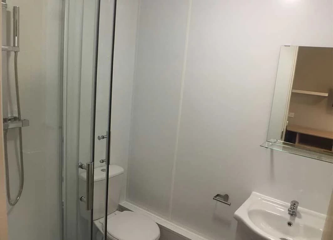 Standard En-Suite Rooms (Halls B) - 8