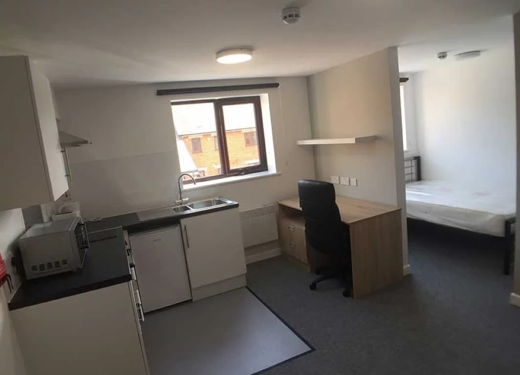 One Bed Flats (Halls B) - 1