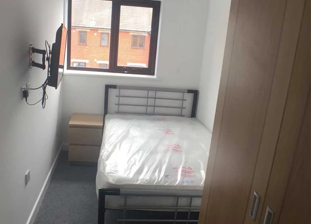 One Bed Flats (Halls B) - 3