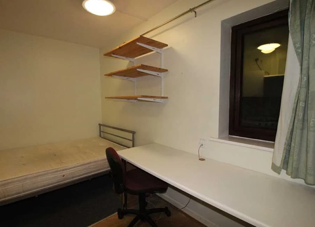 Standard Studio (Halls A) - 6