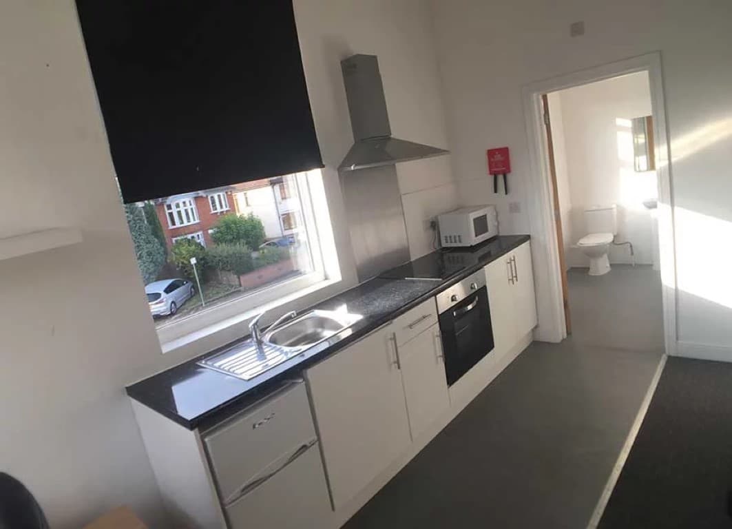 One Bed Flats (Halls E) - 3