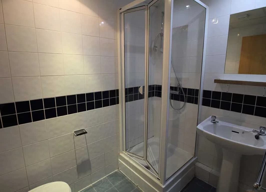 Standard En-Suite Rooms (Halls D) - 3