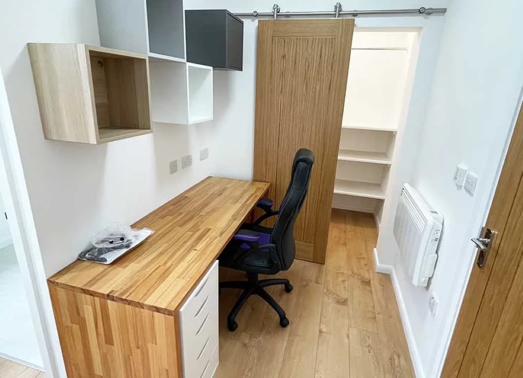 Superior Studios (Halls A) - 3