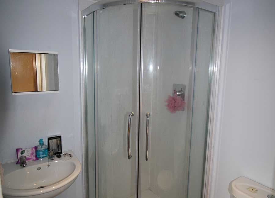 En-Suite Room (Mezzanine) - 8