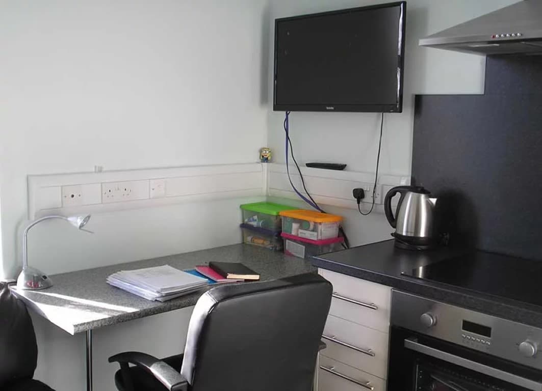 Standard Studio Mezzanine - 8