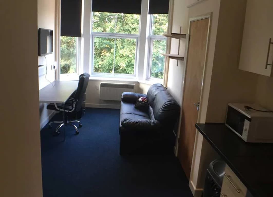 Standard Studio Mezzanine - 3