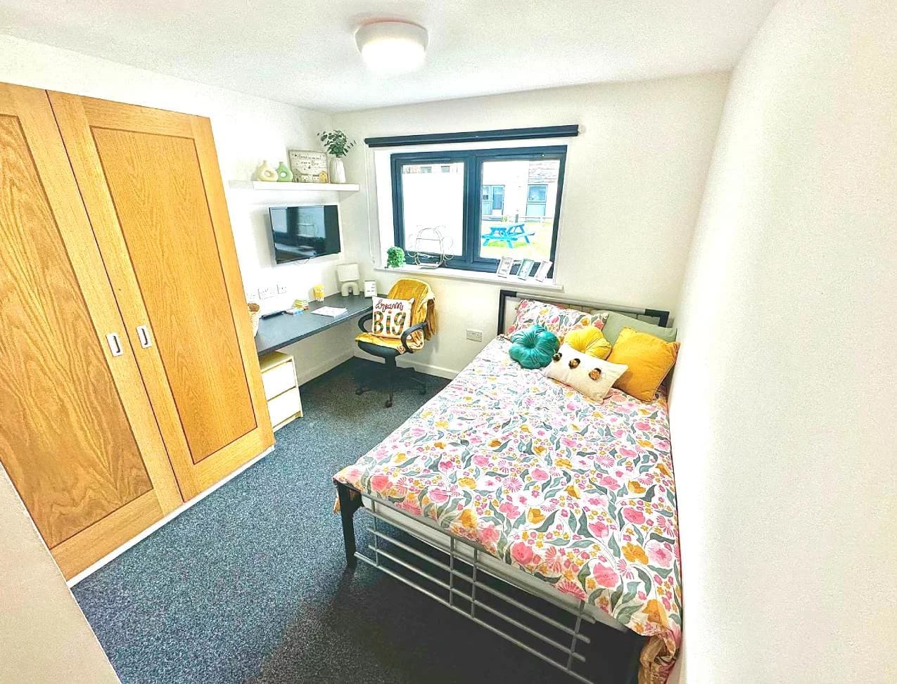 Superior En-Suite - 7