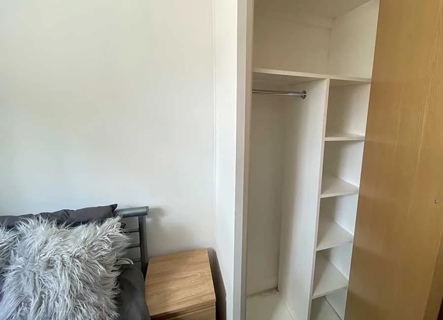 En-Suite Gold - B - 4
